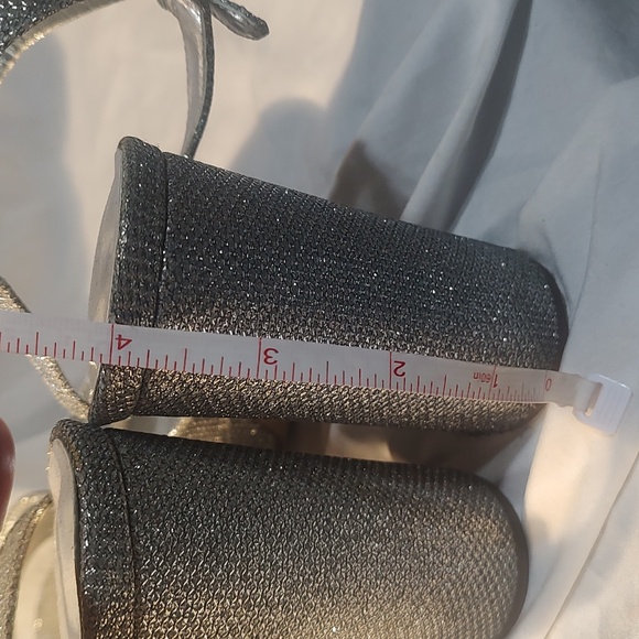 Madden girl silver heel - Picture 8 of 8